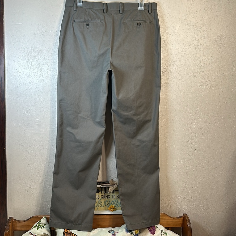 New Slacks Men’s Amazon Essentials Flat Front Mus… - image 5